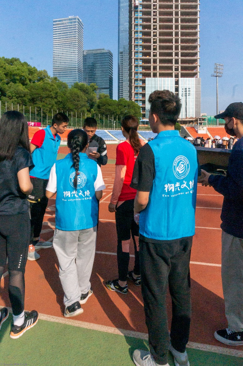 十二月8.jpg 十二月8.jpg