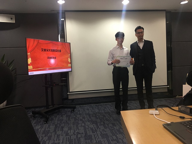 学生.jpg 学生.jpg